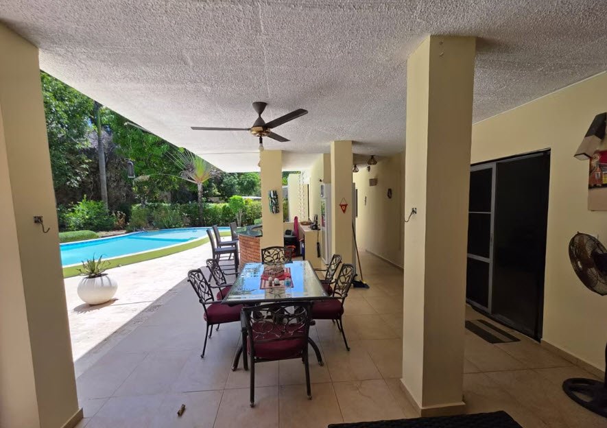 Listing image 6