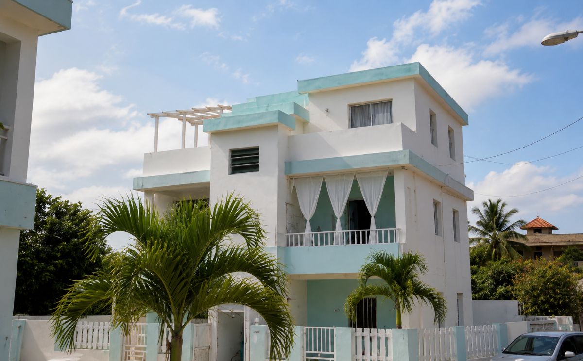 Listing image 1