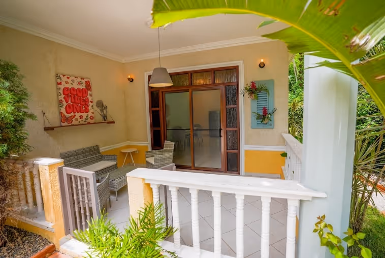 Listing image 1