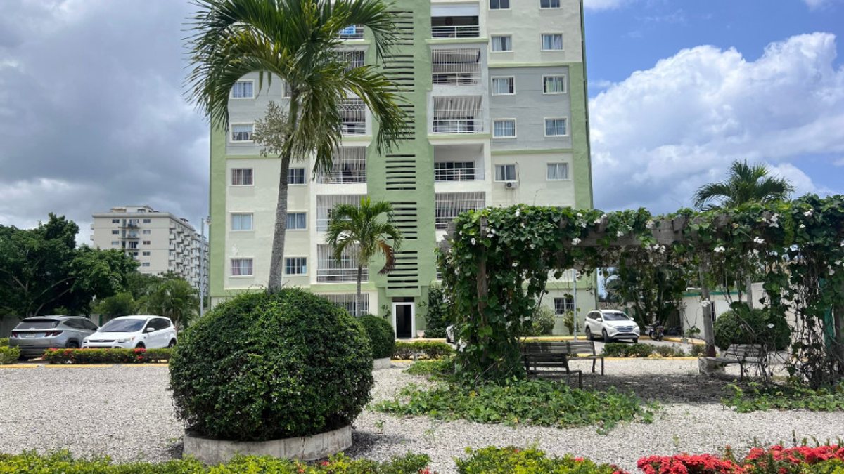 Listing image 1