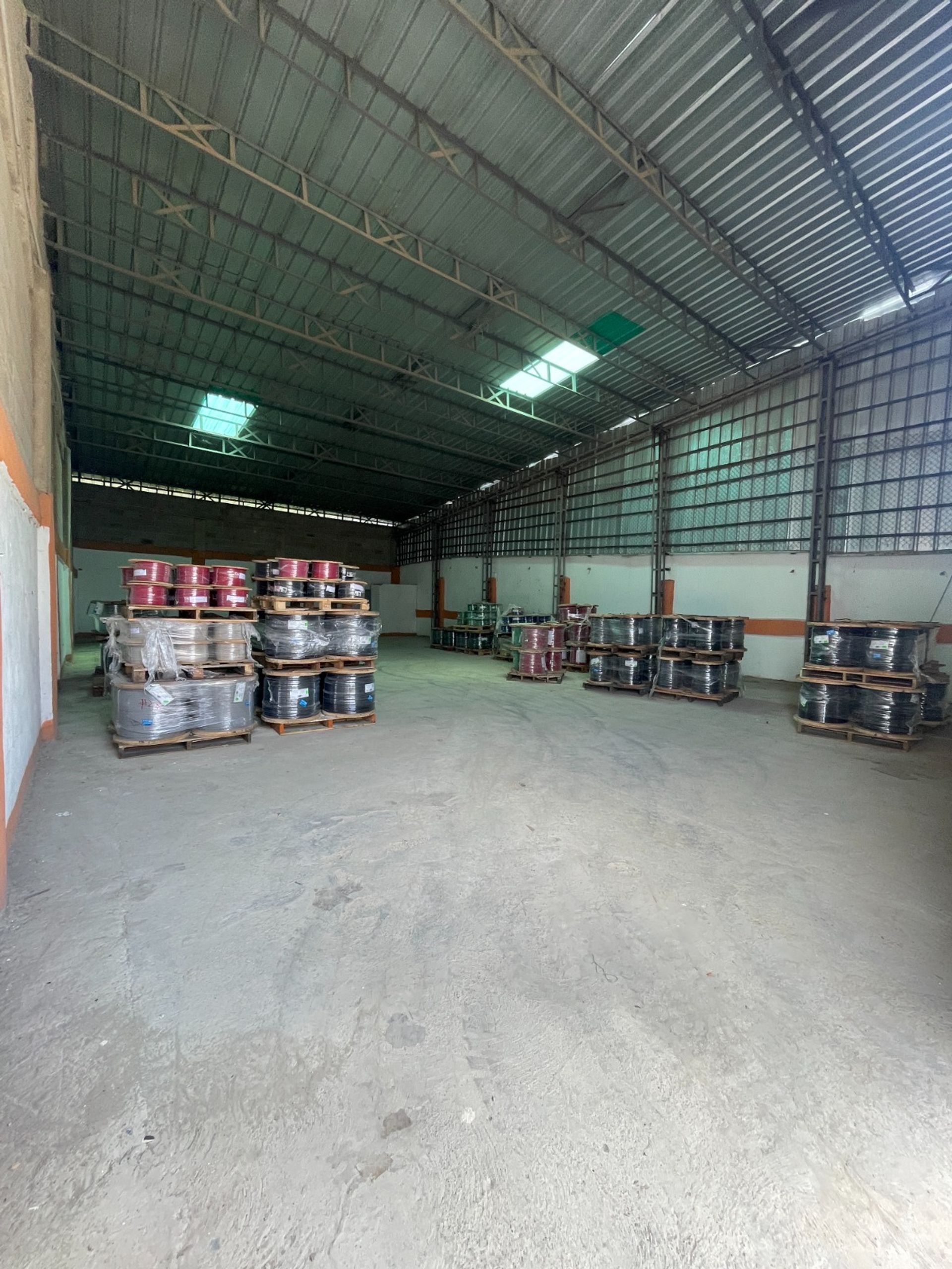 Listing image 1