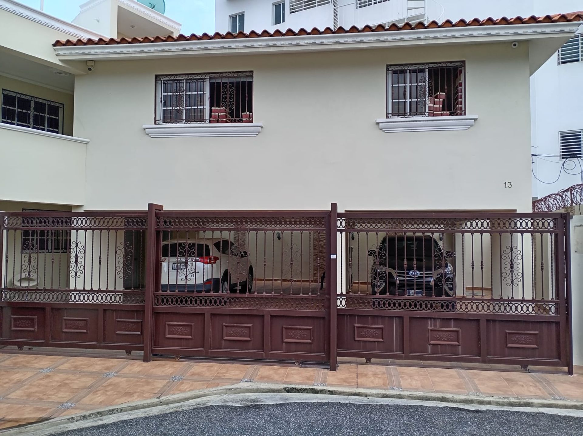 Listing image 1