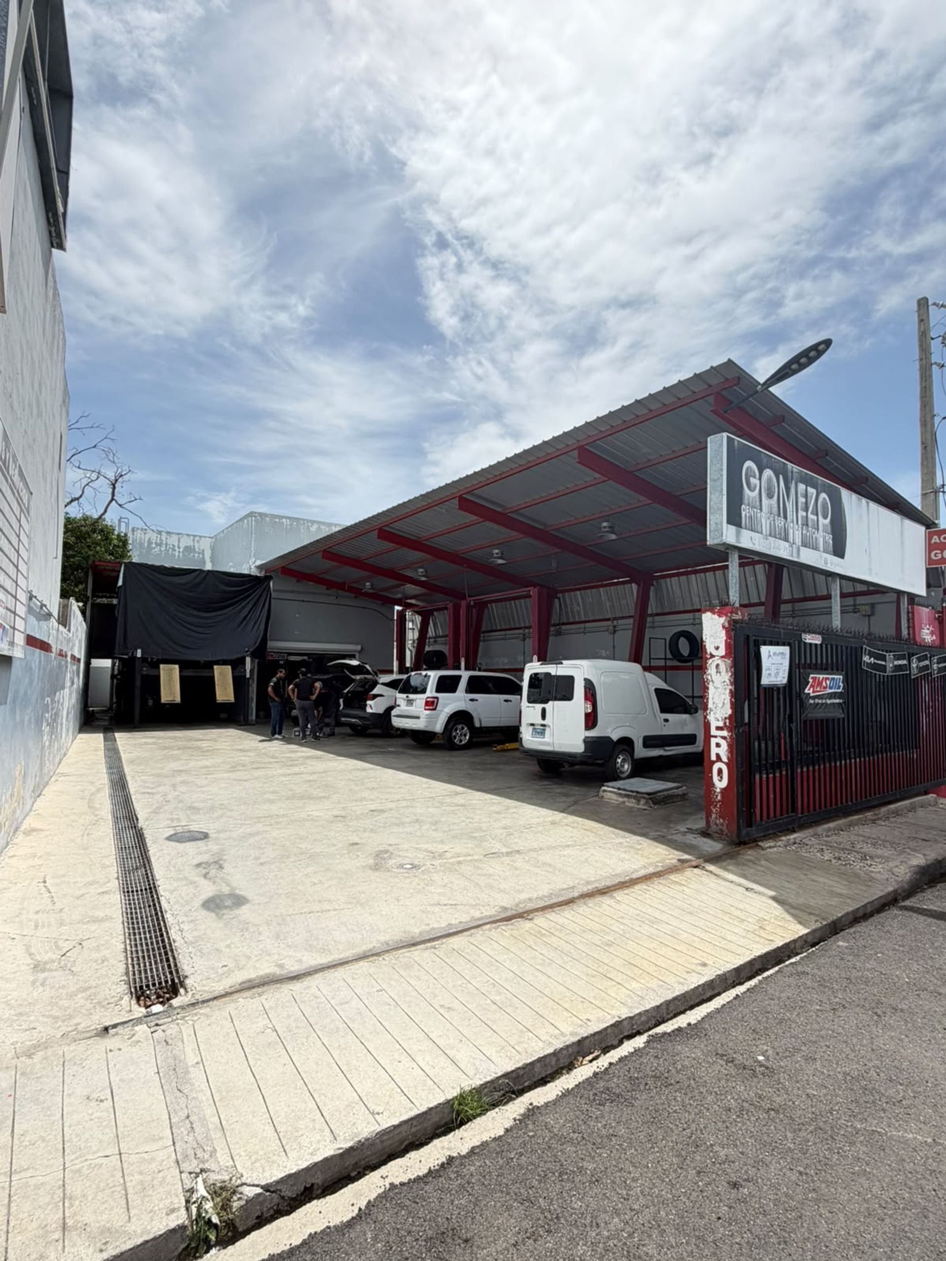 Listing image 1