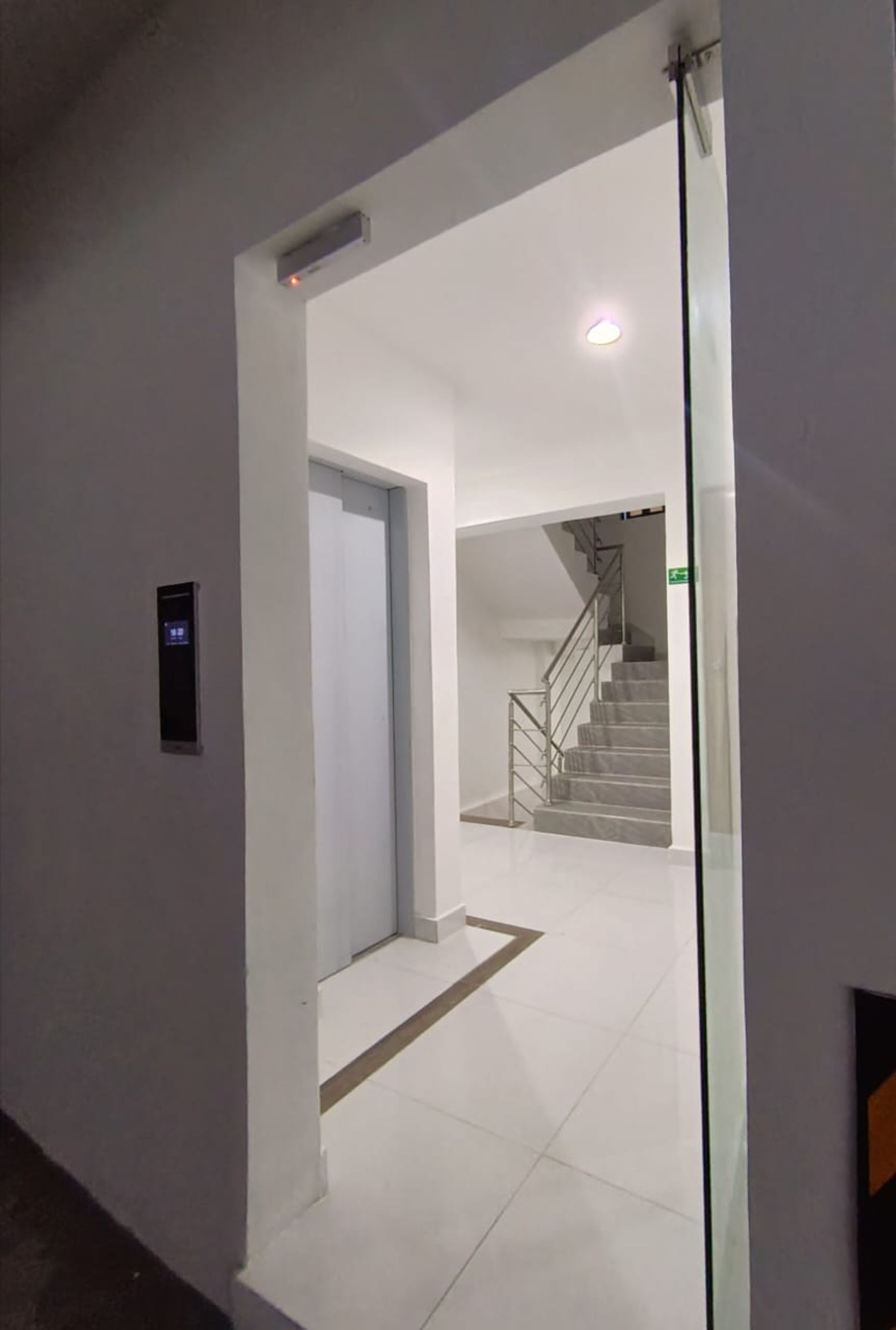 Listing image 7
