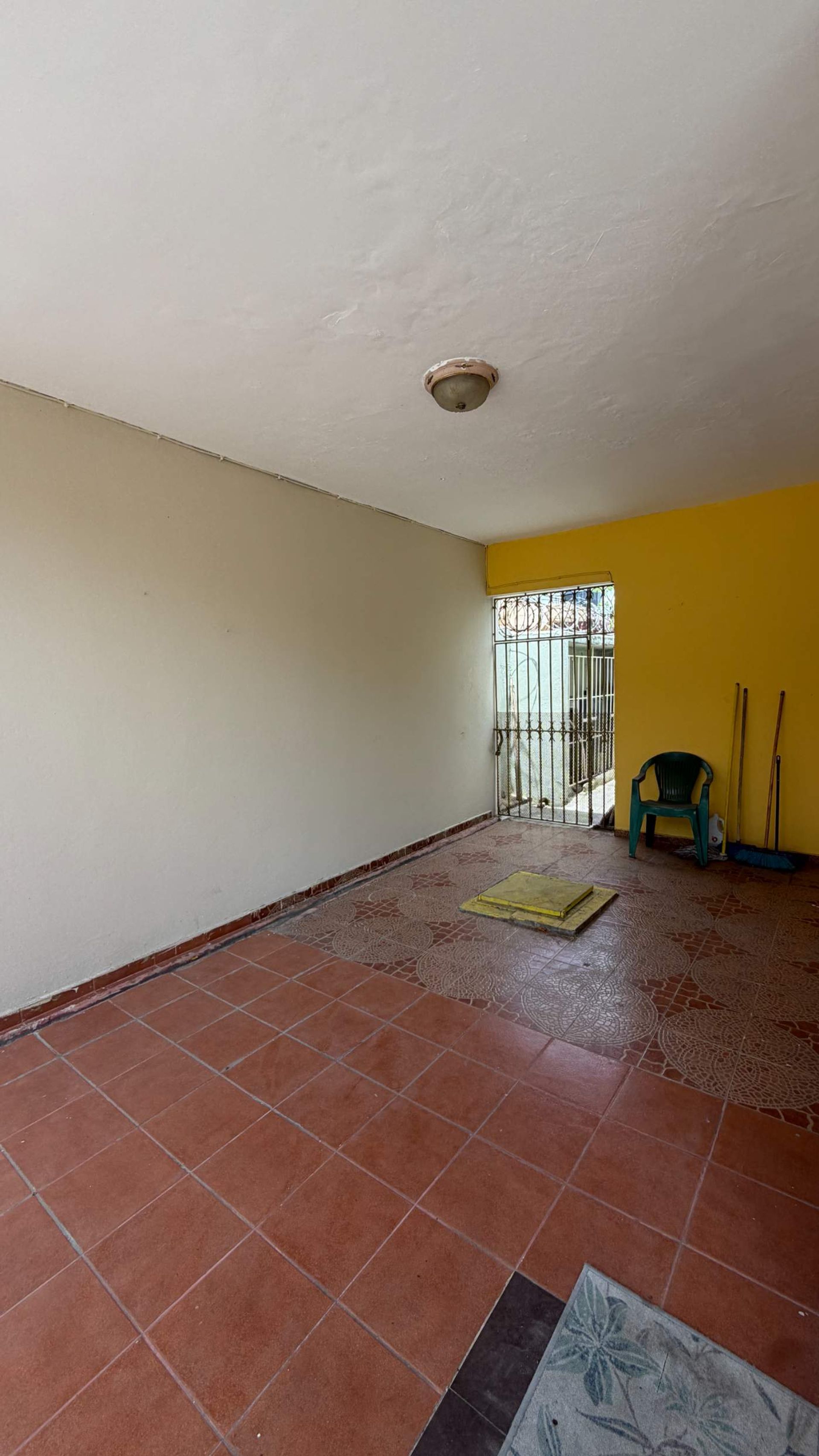 Listing image 14