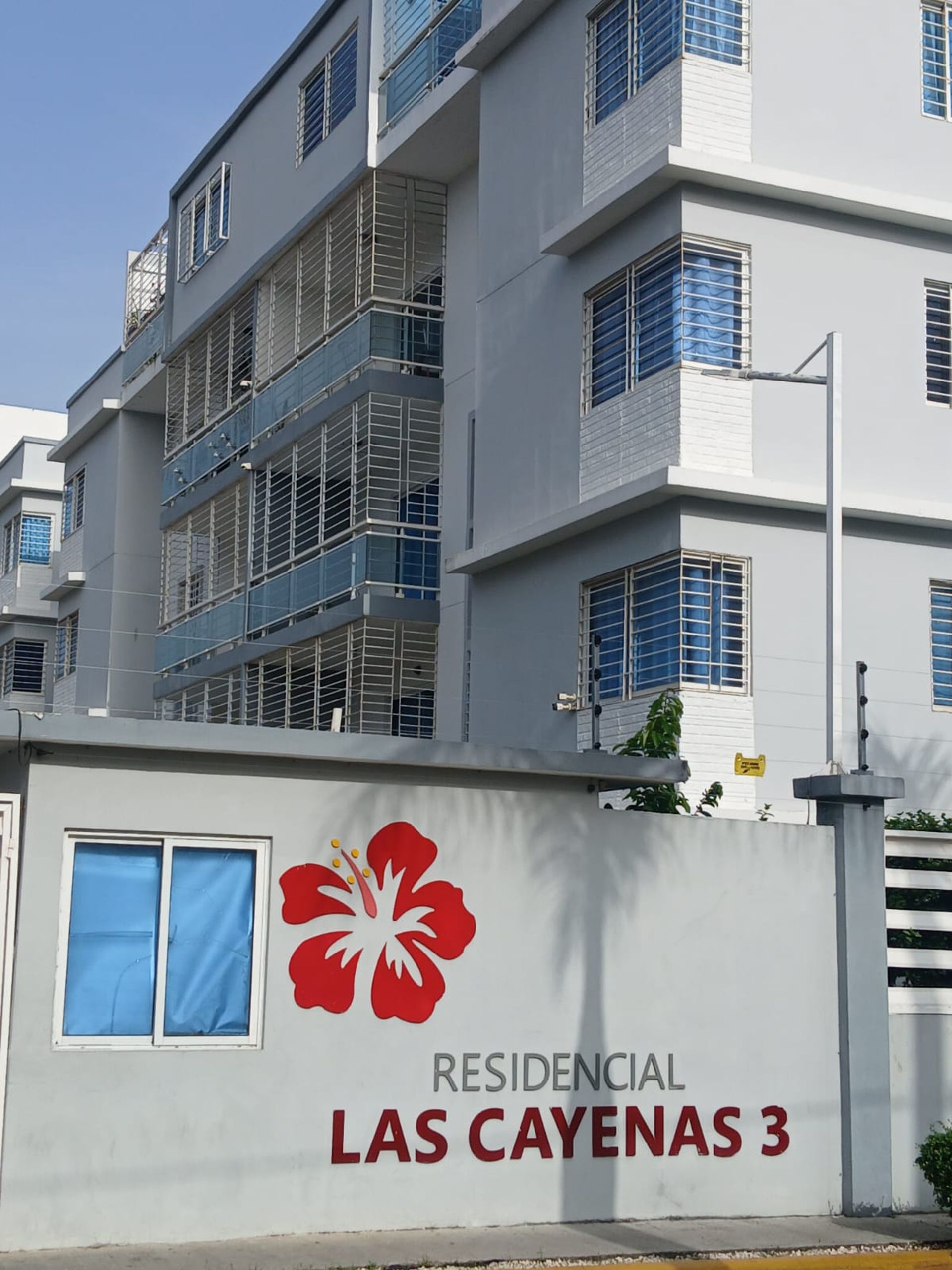 Listing image 1