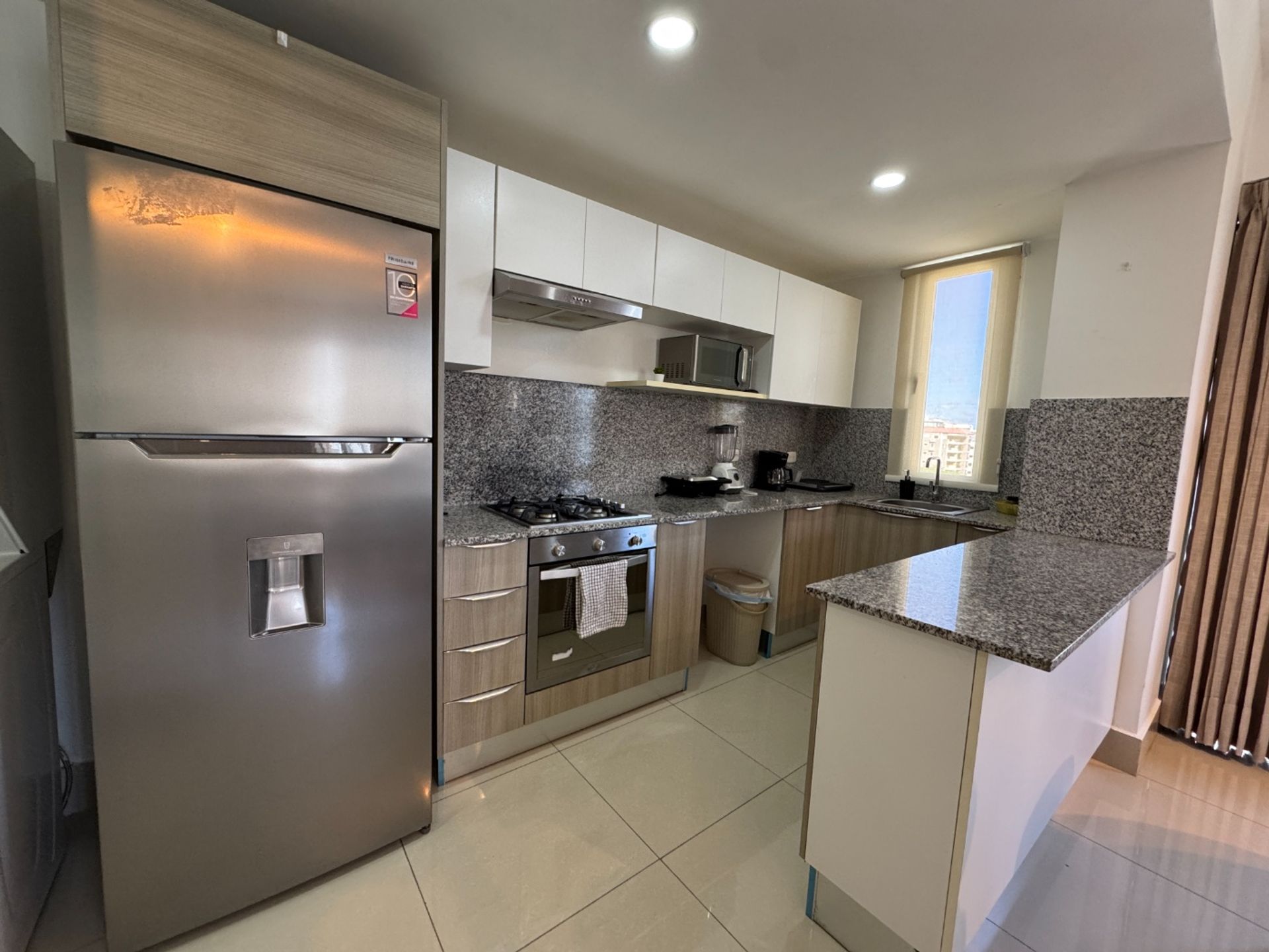 Listing image 6