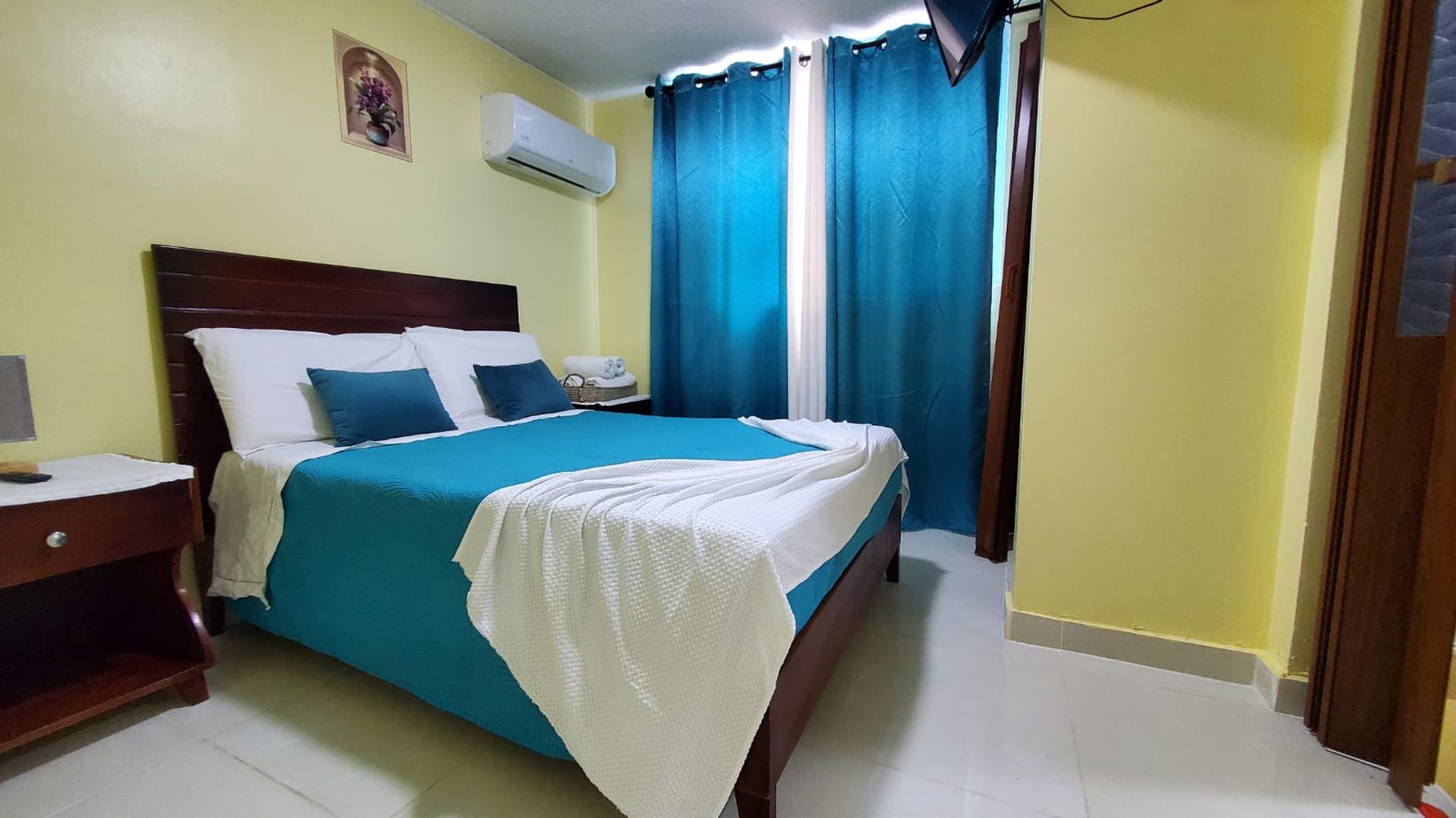 Listing image 1